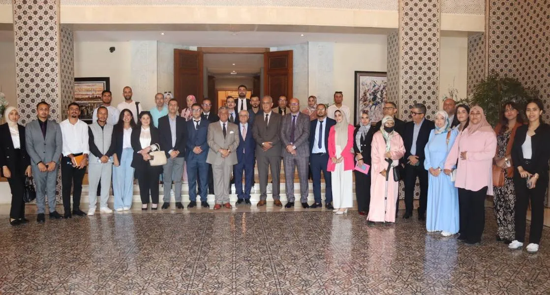 صورة النشاط طلبة من كلية الحقوق/الجديدة بالمحكمة الدستورية