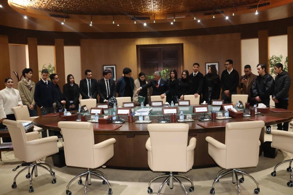 وفد عن الشبيبة الاشتراكية في زيارة ميدانية للمحكمة الدستورية